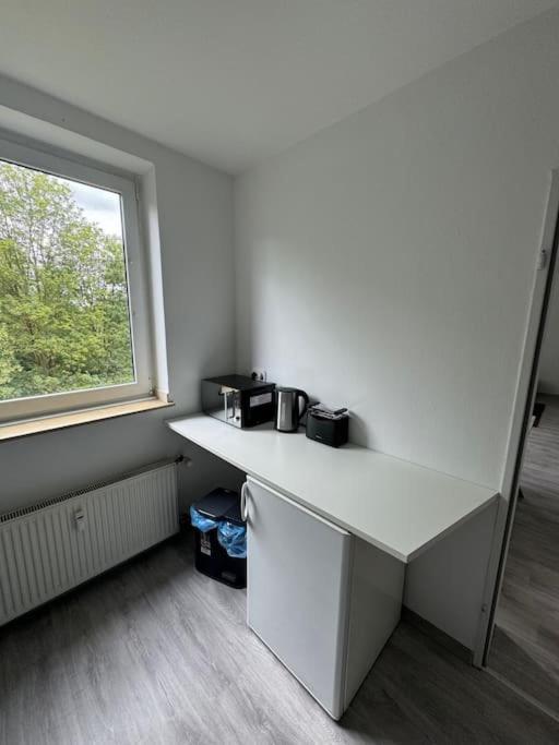 Moderne Und Moeblierte Wohnung! Luenen Luaran gambar